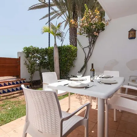 Parque Santiago Iii 68 - Three Bed Willa